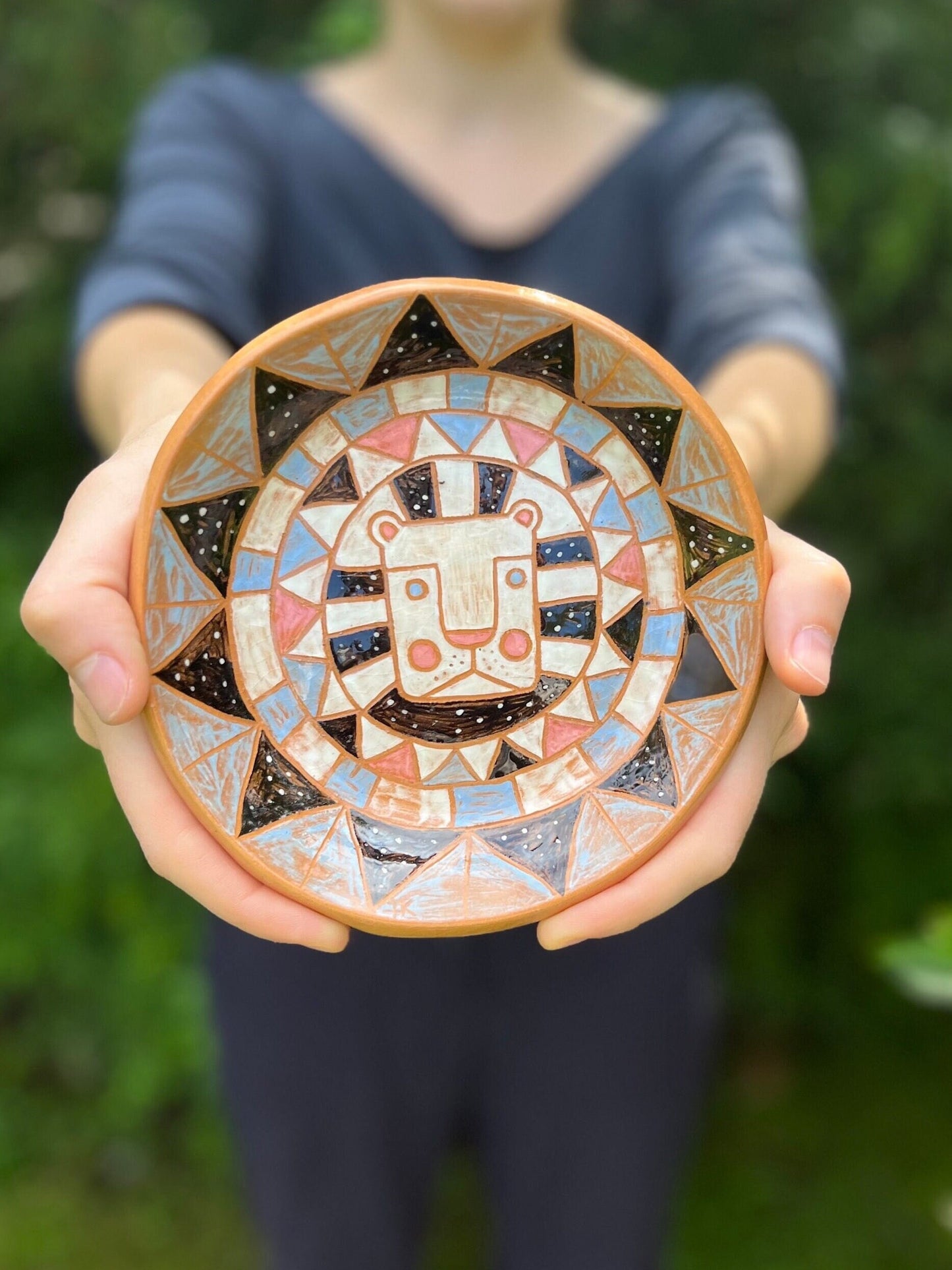 Colorful Ceramic Sgraffito Plate With Lion / Terracotta Dish With Lion Head / Folk-Style Lion Serving Plate/ Unique Handmade OOAK Lion Plate