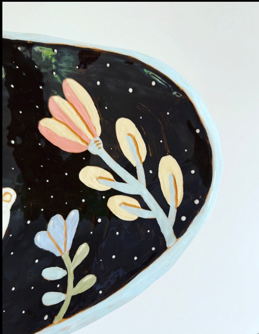 Handmade Terracota Plate With Bear / Sgraffito Footed Plate / Unique Illustrated Ceramics Footed Plate OOAK