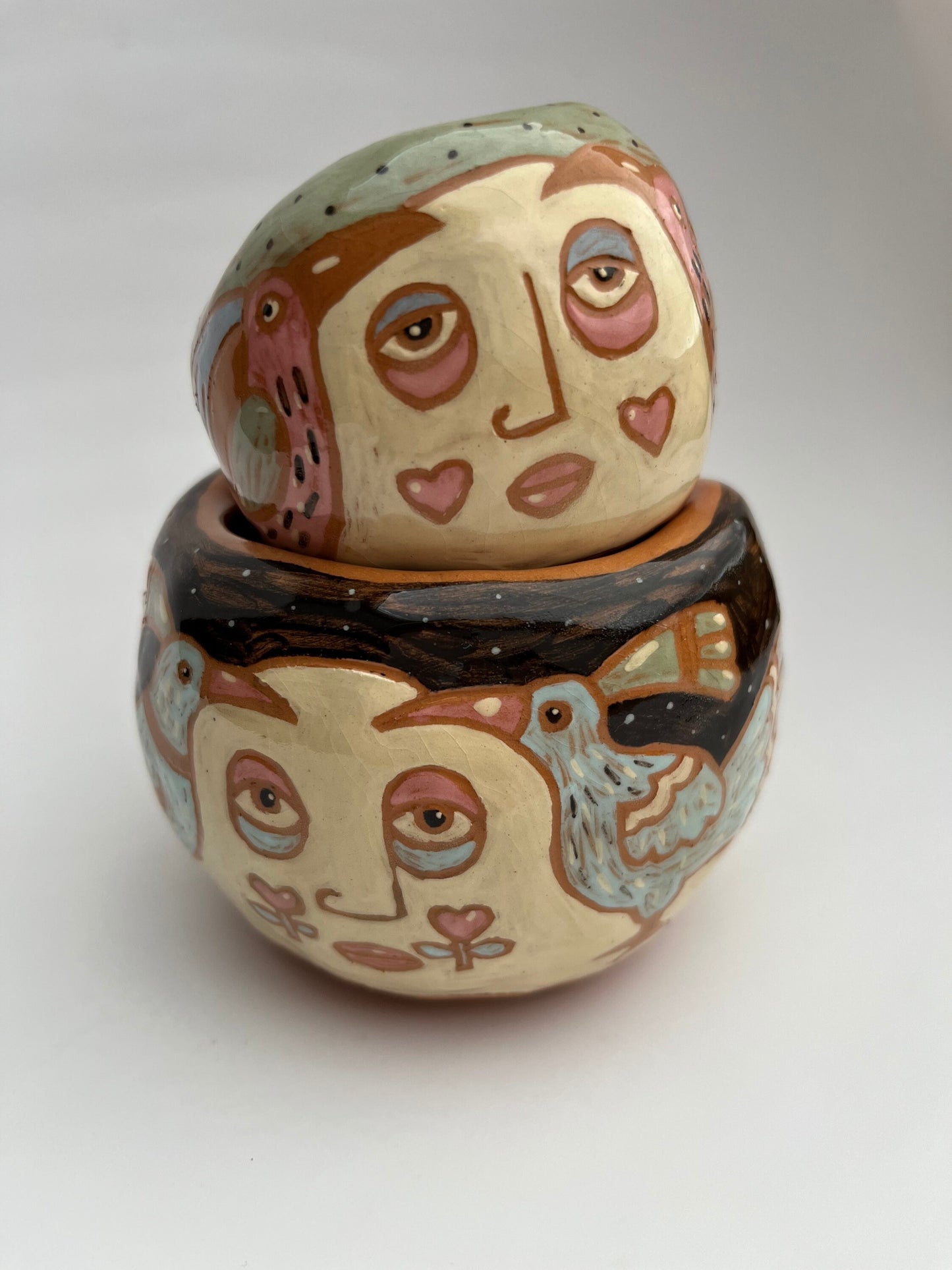 Small Handmade Colorful Ceramic Bowl With Face and Bird Design / Ceramic Salt Cellar / Unique Illustrated Handbuilt Ceramic Pinch Bowl OOAK