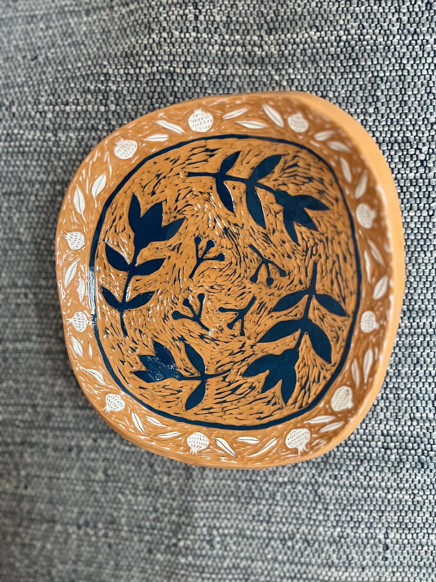 Sgraffito Terracotta Plate With Navy Flowers and White Pomegranate Rim / Footed Folkstyle Platter / Handbuilt Plate / Unique Ceramics OOAK